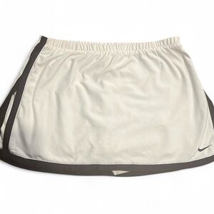 Nike skort, size small